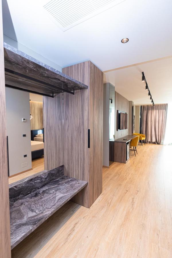 Esbjerg Hotel Вльора Екстер'єр фото